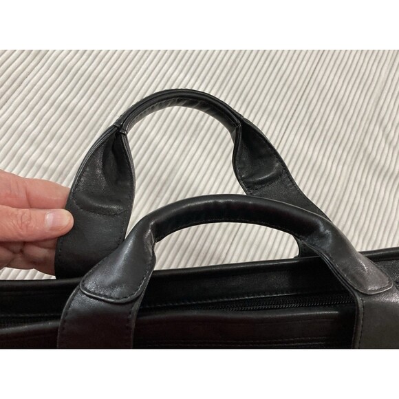 TUMI Black Leather Briefcase Bag 15" Business Travel Work Office Minimalist - Picture 6 of 16